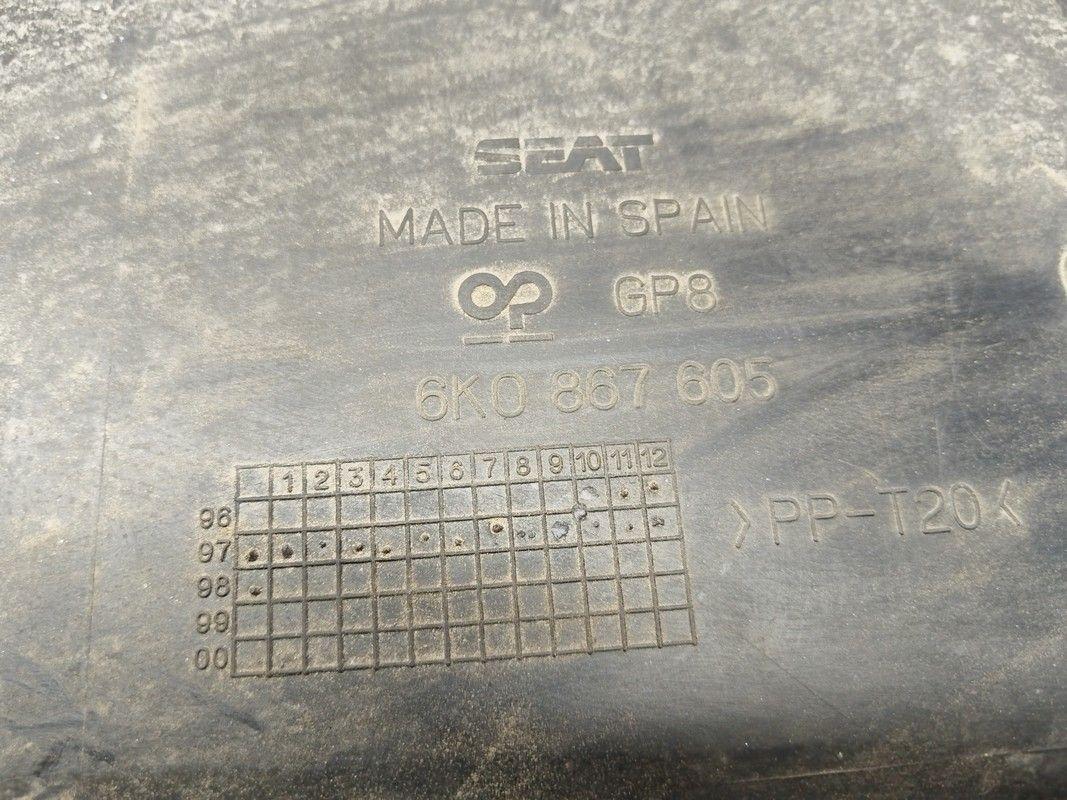 Обшивка крышки багажника CX6YMM Seat Cordoba купить с доставкой