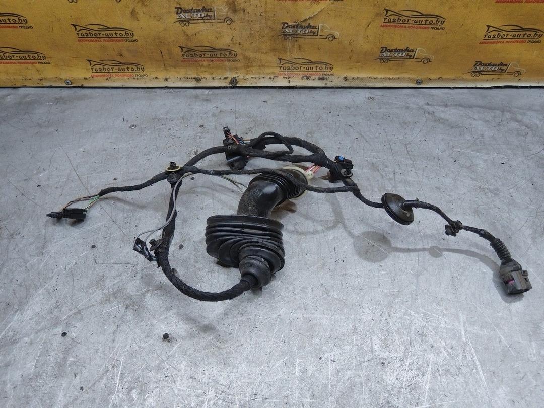 Проводка двери задней правой 52D7I6 Volkswagen Passat купить с доставкой