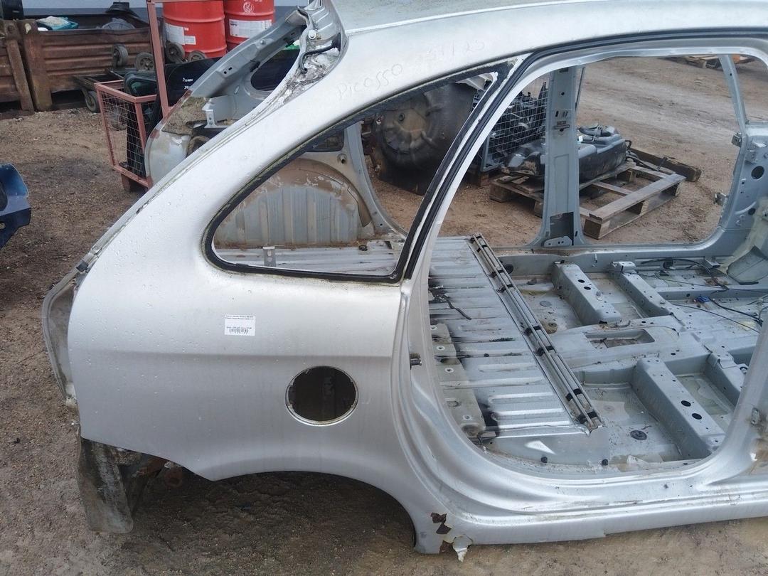 Крыло заднее правое S9D80P Citroen Xsara Picasso