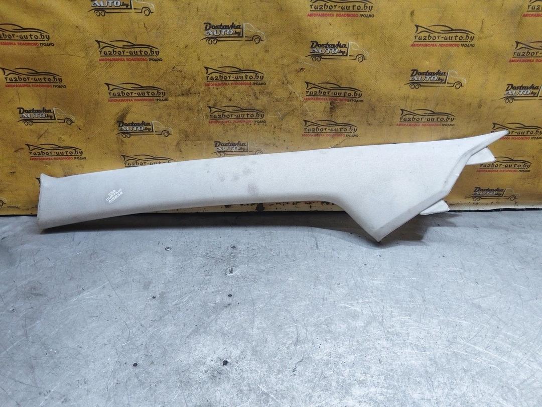 Обшивка стойки передней левой BKDF93 Toyota Corolla Verso купить