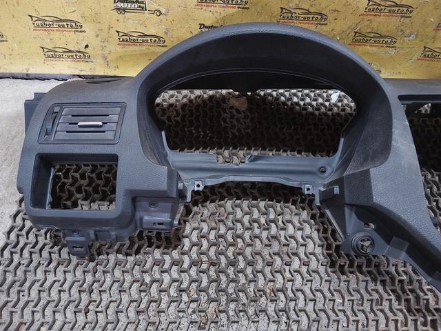 Панель передняя салона (торпедо) IQHNQL Ford C-Max купить на авторазборке