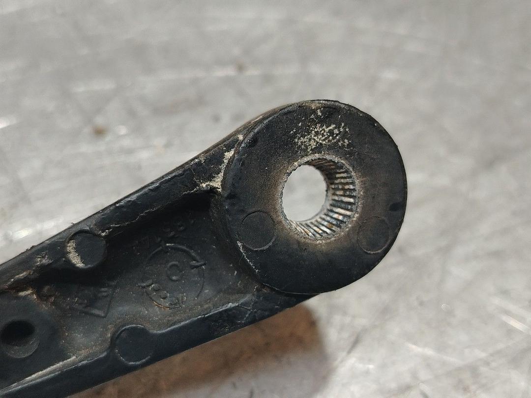 Щеткодержатель (поводок стеклоочистителя, дворник) JAGLAP Volkswagen Passat - Фото 4