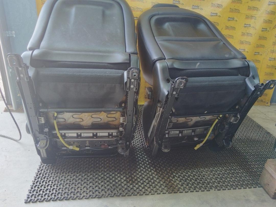 Салон (комплект сидений) GBC27Y Honda Accord undefined