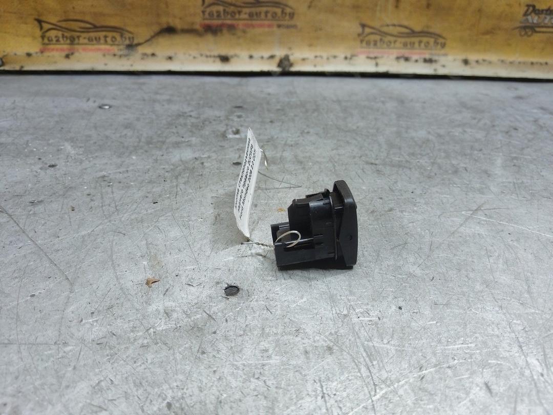 Кнопка стеклоподъемника заднего правого 2UCWF8 Ford Mondeo купить с доставкой