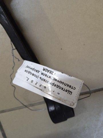 Щеткодержатель (поводок стеклоочистителя, дворник) T28A0R Kia Carnival - Фото 2