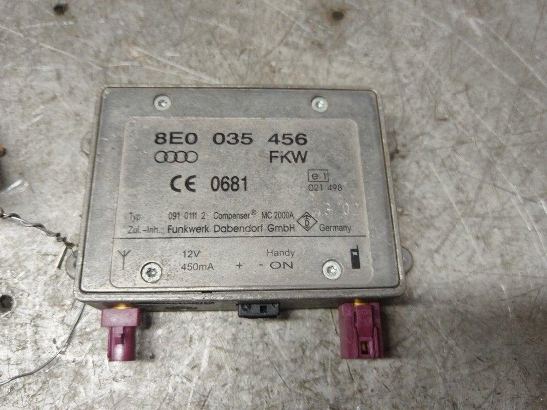 Усилитель антенны CP2EBT Audi A6 - Фото 1