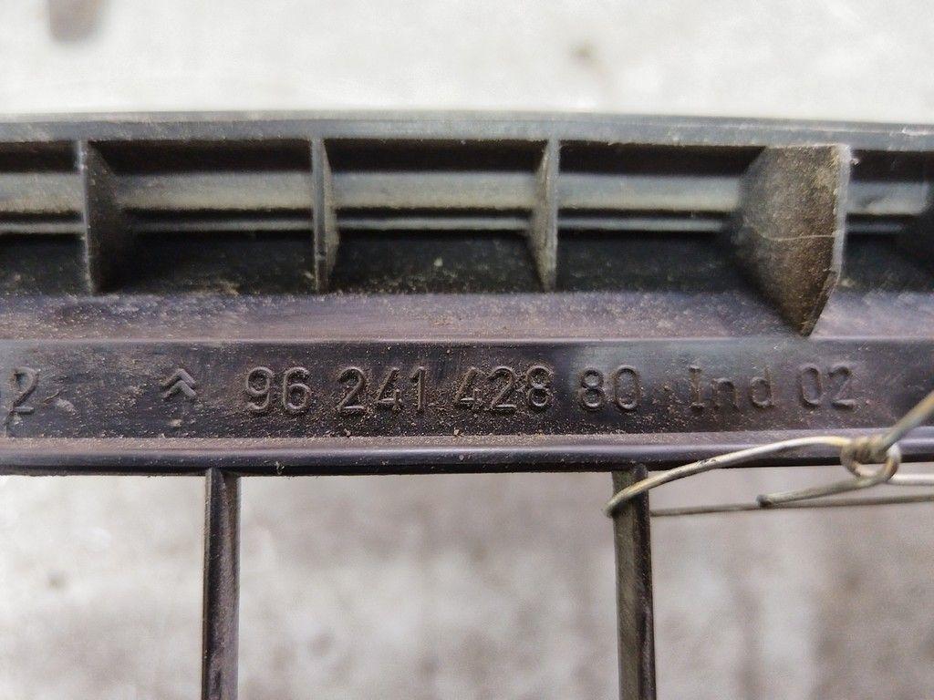 Решетка вентиляции кузова I2E2V4 Peugeot 406 - Фото 3