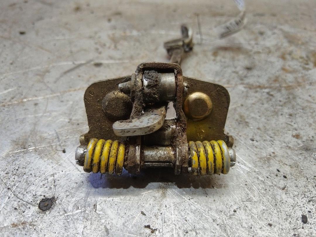 Ограничитель открывания двери передней 7OHL7K Renault Safrane - Фото 2