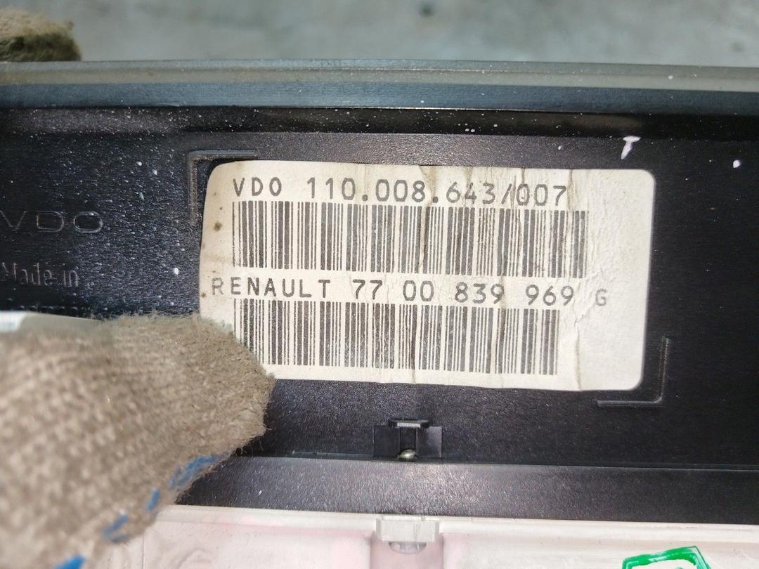 Щиток приборов (приборная панель) 6PZLIN Renault Safrane undefined