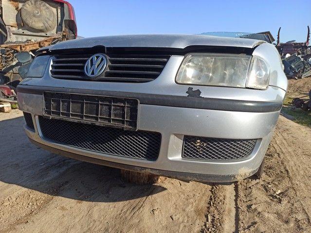 Бампер передний O6MR2E Volkswagen Polo купить в магазине запчастей бу
