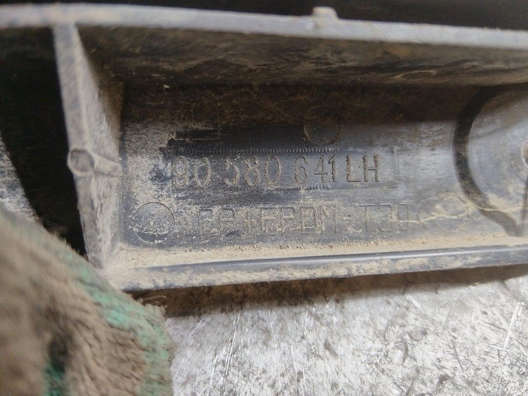 Кронштейн крепления бампера переднего SV970M Opel Zafira купить в магазине запчастей бу