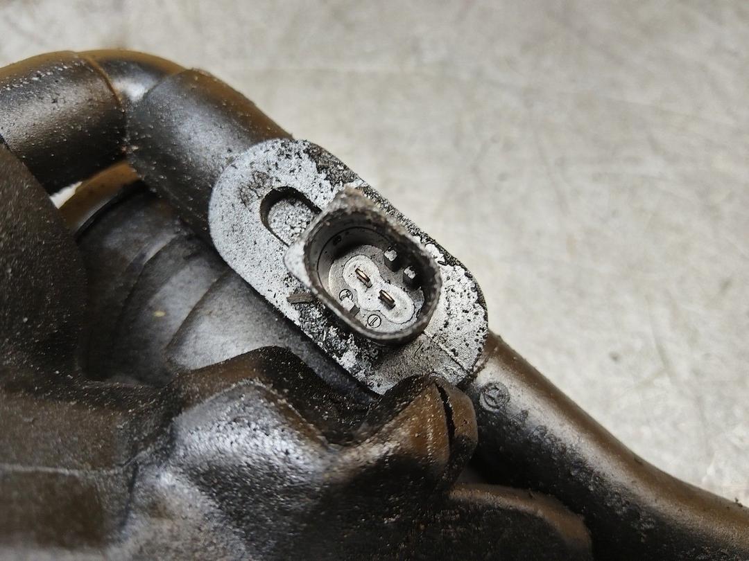 Маслозаливная горловина UK46LS Mercedes A W168 - Фото 8