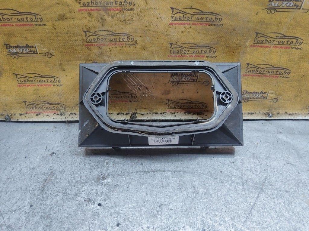 Корпус салонного фильтра UQAK0B Peugeot 406 - Фото 1