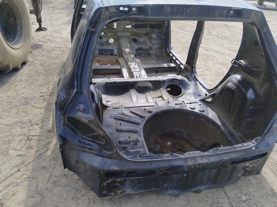 Крыло заднее левое QVPCCG Peugeot 307 купить на авторазборке