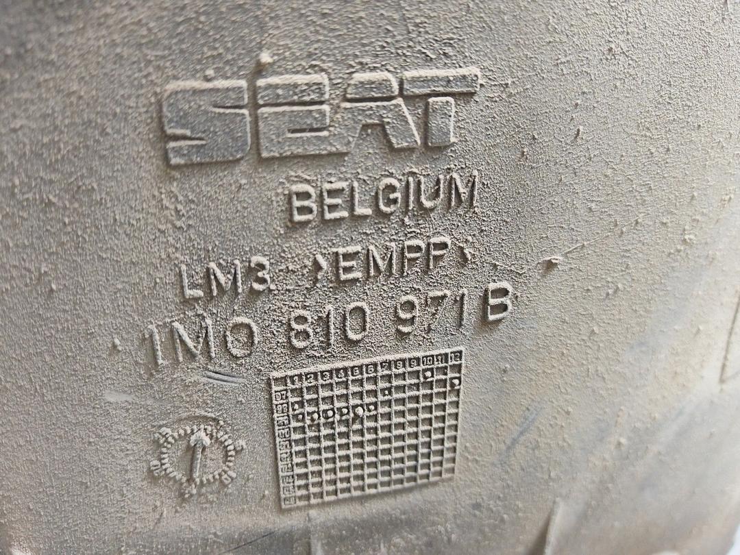 Защита арок задняя левая (подкрылок) LXZK55 Seat Toledo купить с доставкой