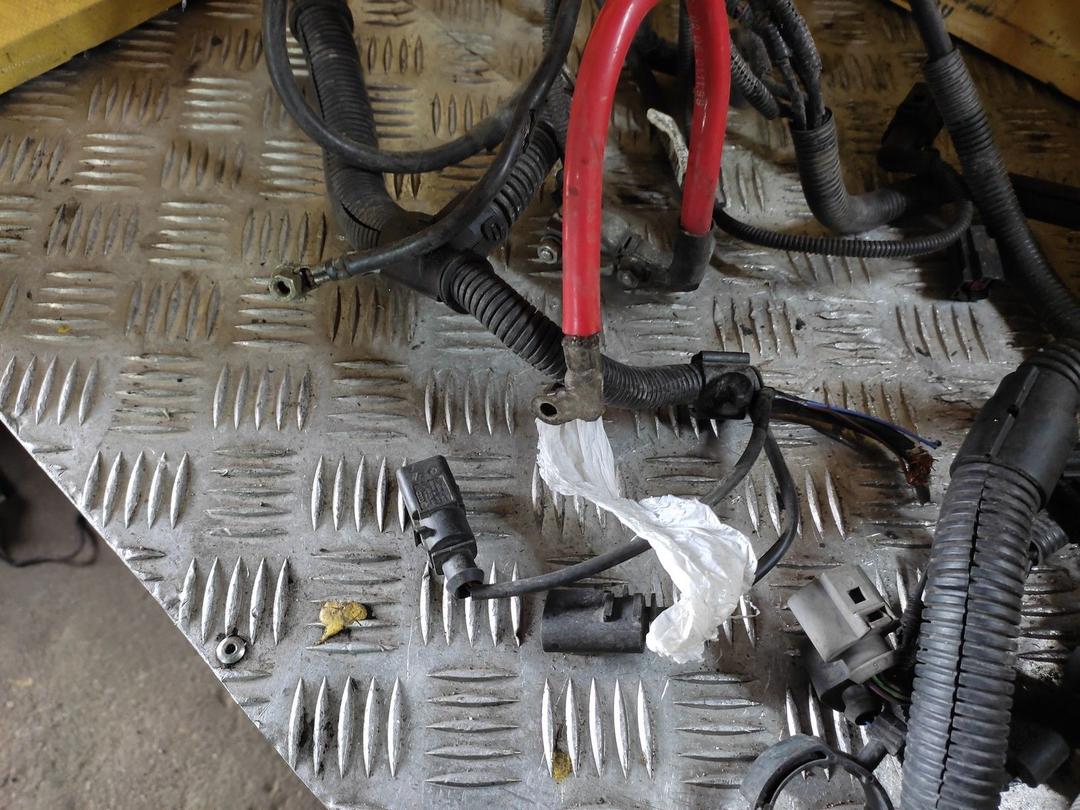 Проводка двигателя H5HE6A Volkswagen Polo - Фото 10