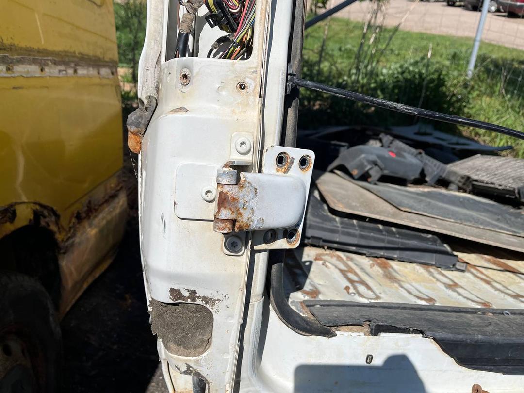 Петля двери задней левой 1KKTVP Citroen Jumper