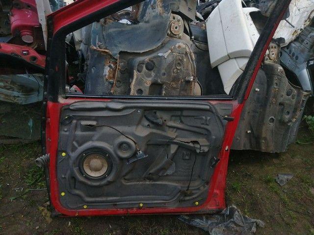 Стекло двери передней правой FDL539 Volkswagen Sharan