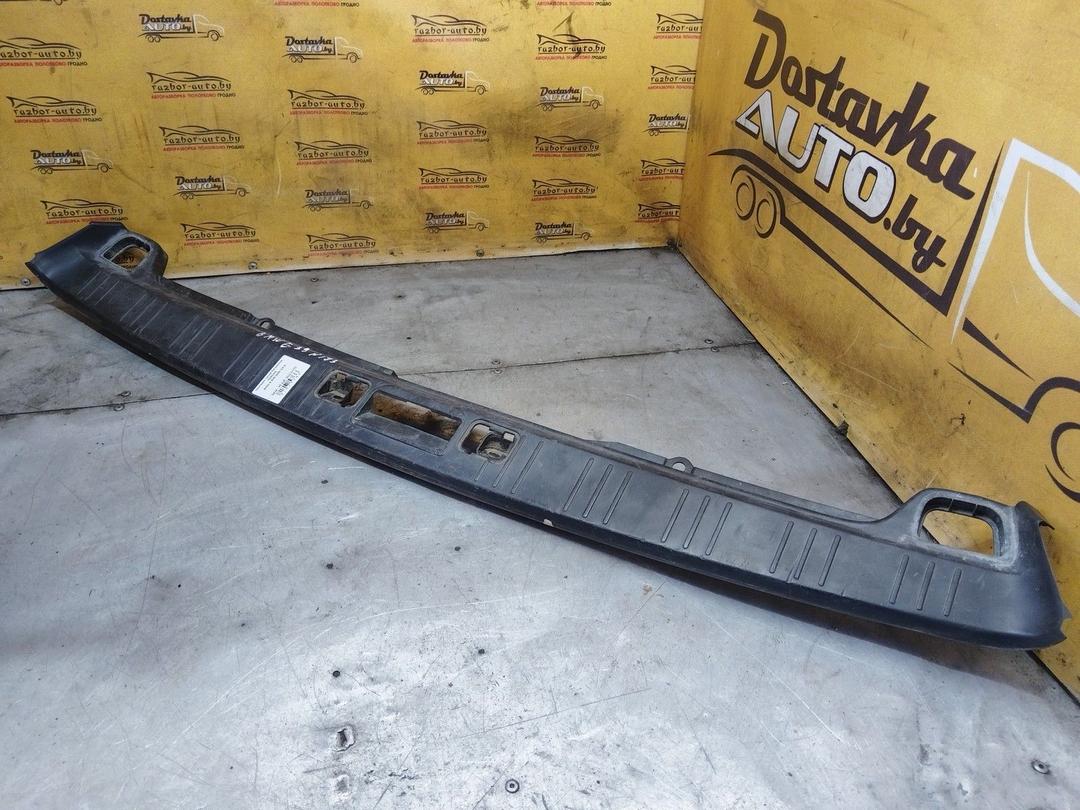 Накладка замка багажника YDRCK6 BMW 5 E39 - Фото 1