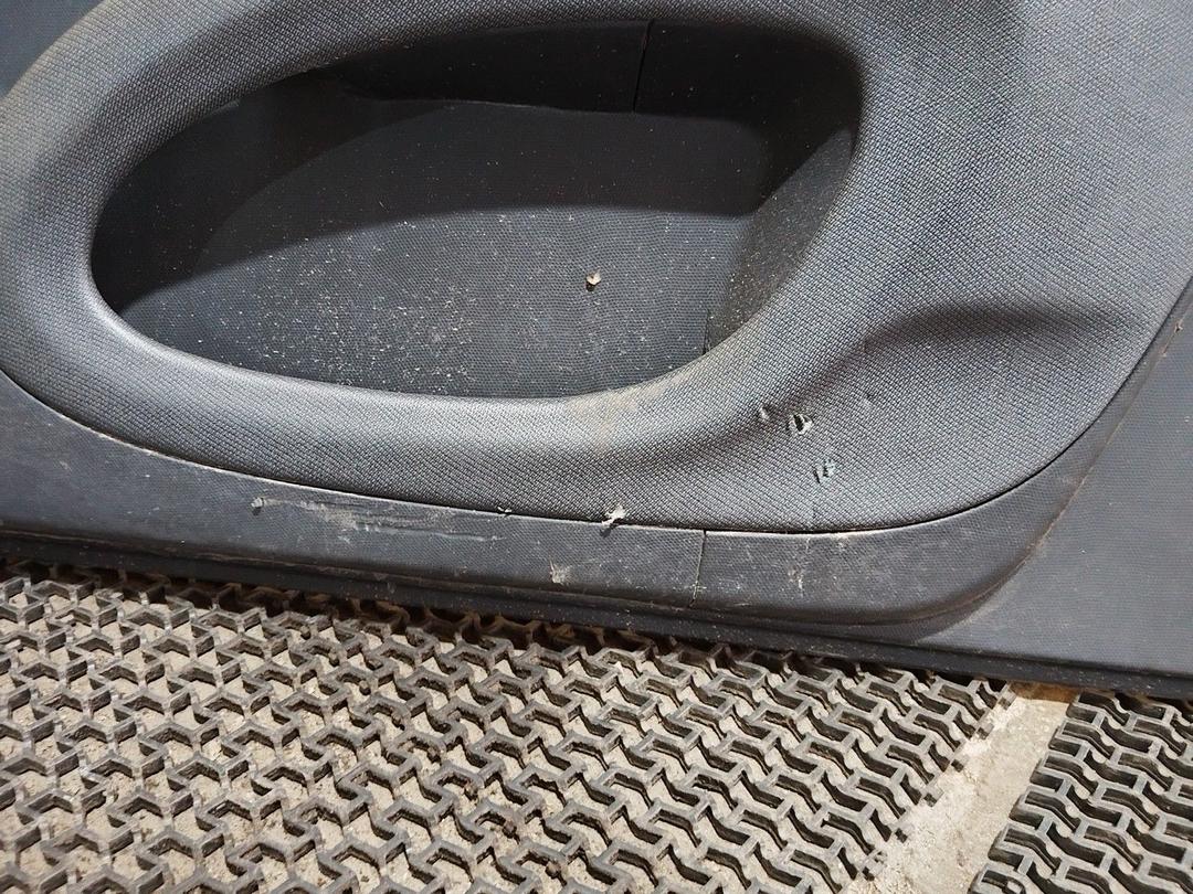 Обшивка двери передней правой (дверная карта) 3WC4GG Nissan Micra купить