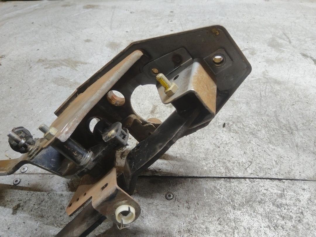 Узел педальный (блок педалей) JD2X5V Citroen Xsara Picasso купить в магазине запчастей бу