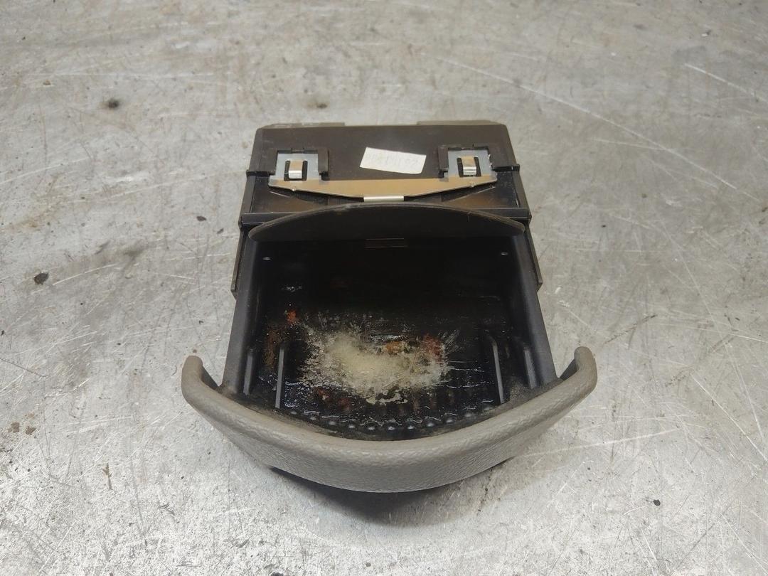 Пепельница 7YK78H Citroen Xsara Picasso купить