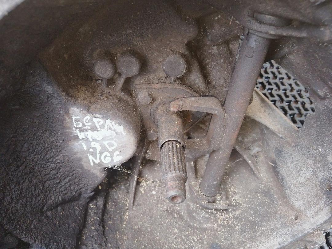 КПП механическая (МКПП) 5-ступенчатая 21C526 Citroen Berlingo купить с доставкой