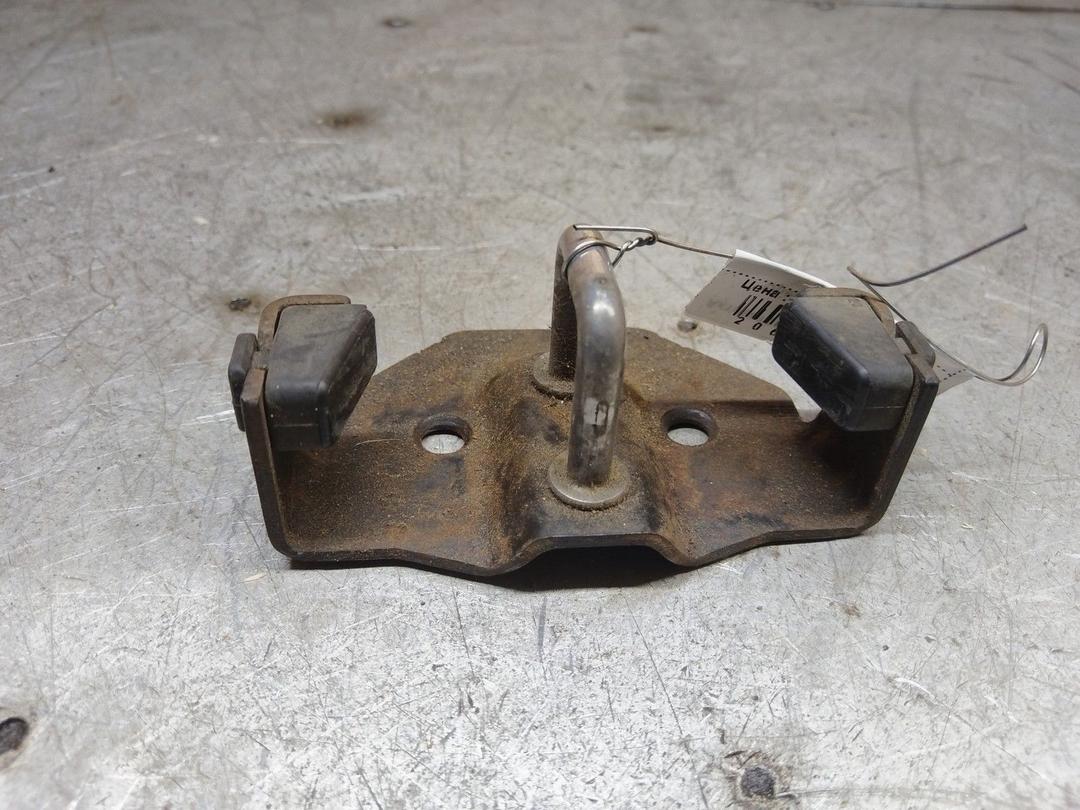 Ответная часть замка багажника 4A3ZD6 Opel Astra