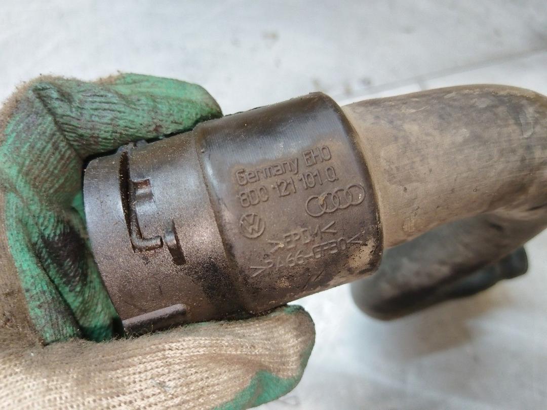 Патрубок радиатора I76PNQ Audi A4 купить в магазине запчастей бу