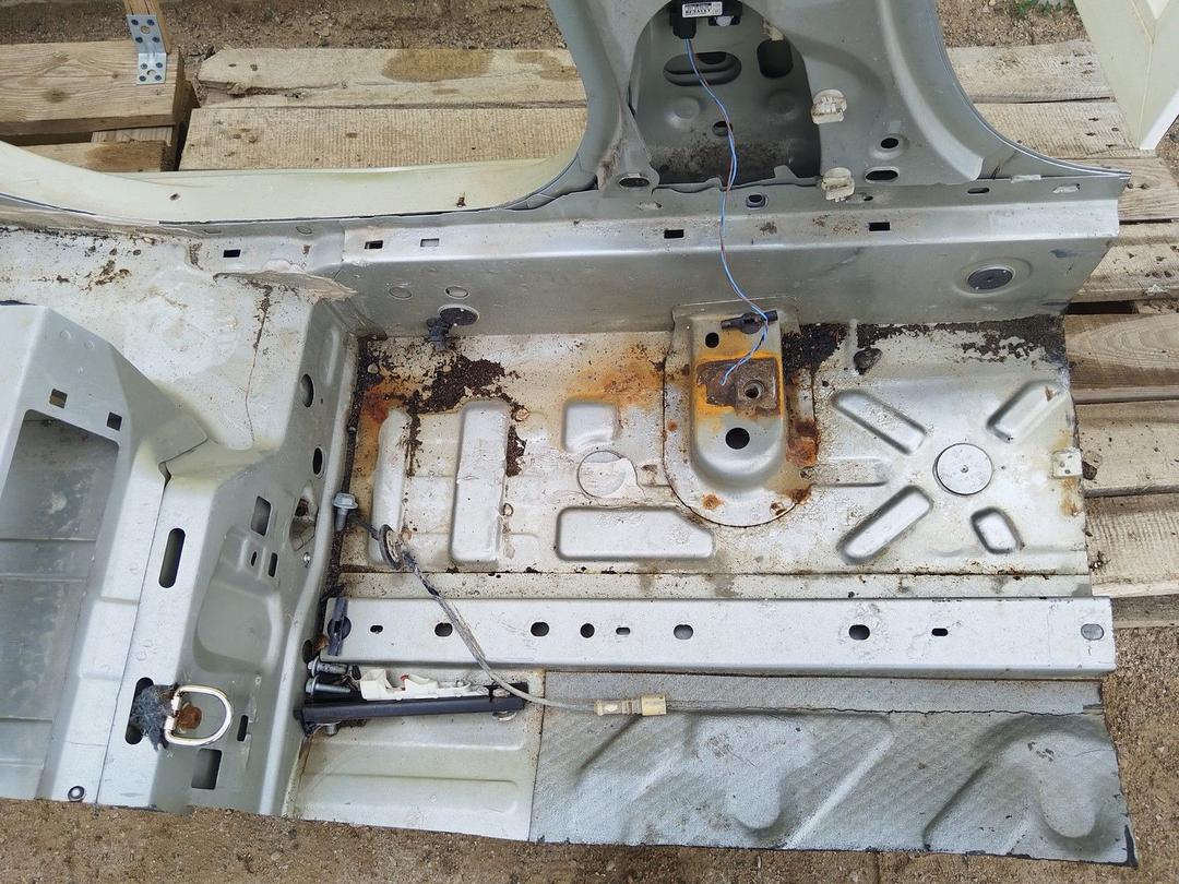 Стойка кузовная центральная левая MN76F8 Renault Scenic - Фото 4