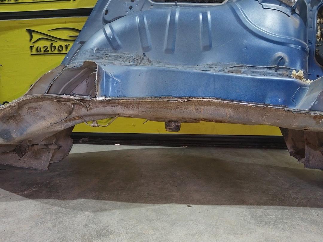 Крыло заднее правое YIB4P1 Opel Zafira undefined