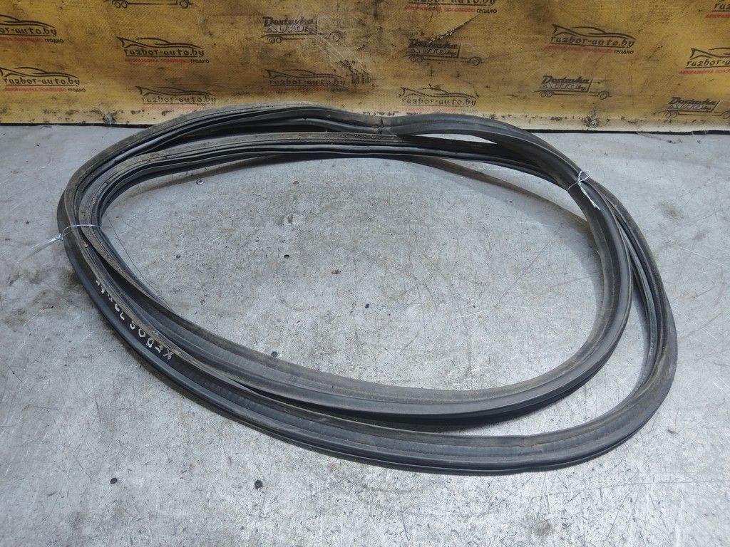 Уплотнитель багажника N02XXD Mazda Xedos 6 - Фото 1