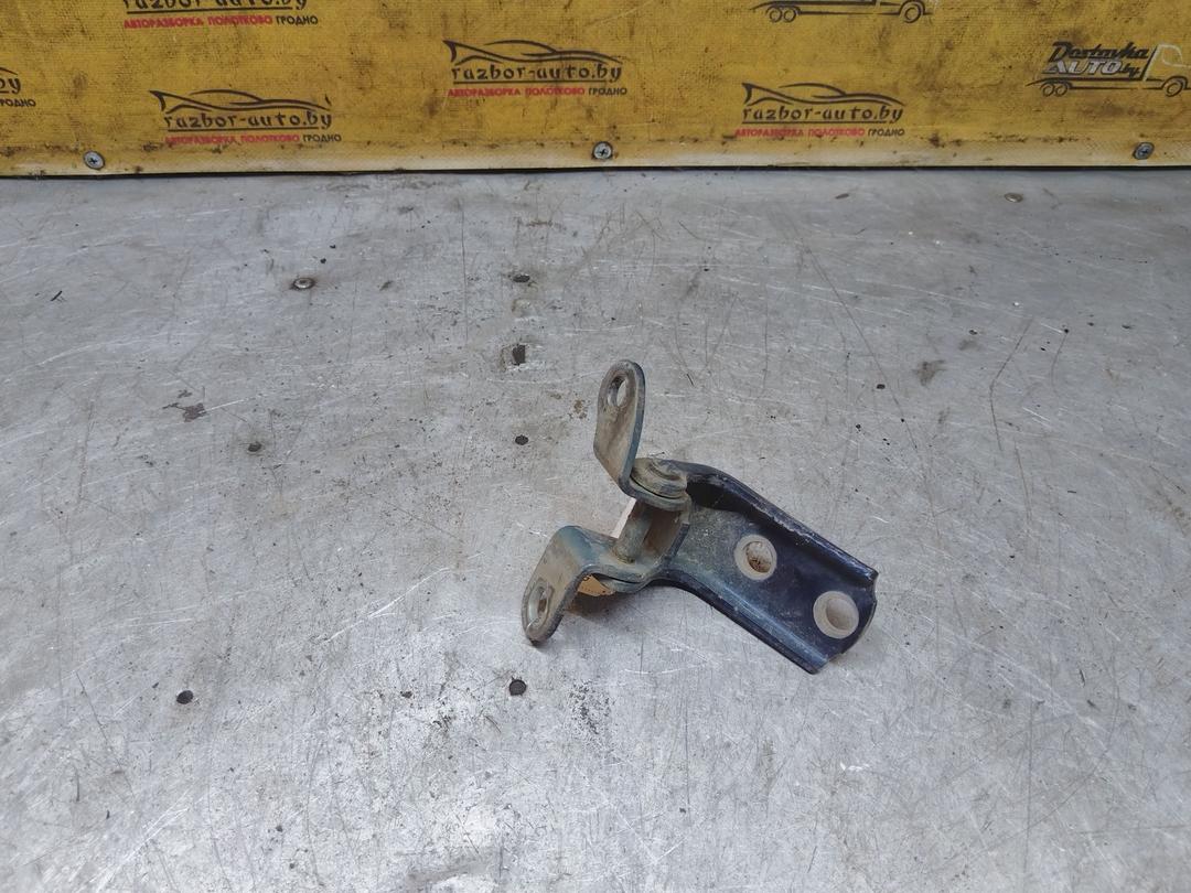 Петля двери задней левой L84TPA Toyota Avensis undefined