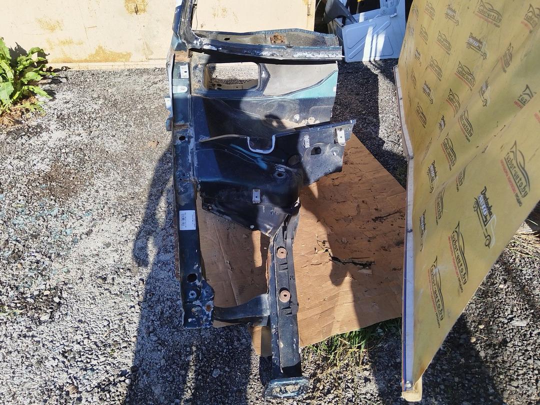 Лонжерон правый 139ZQ7 Audi A4 купить в магазине запчастей бу