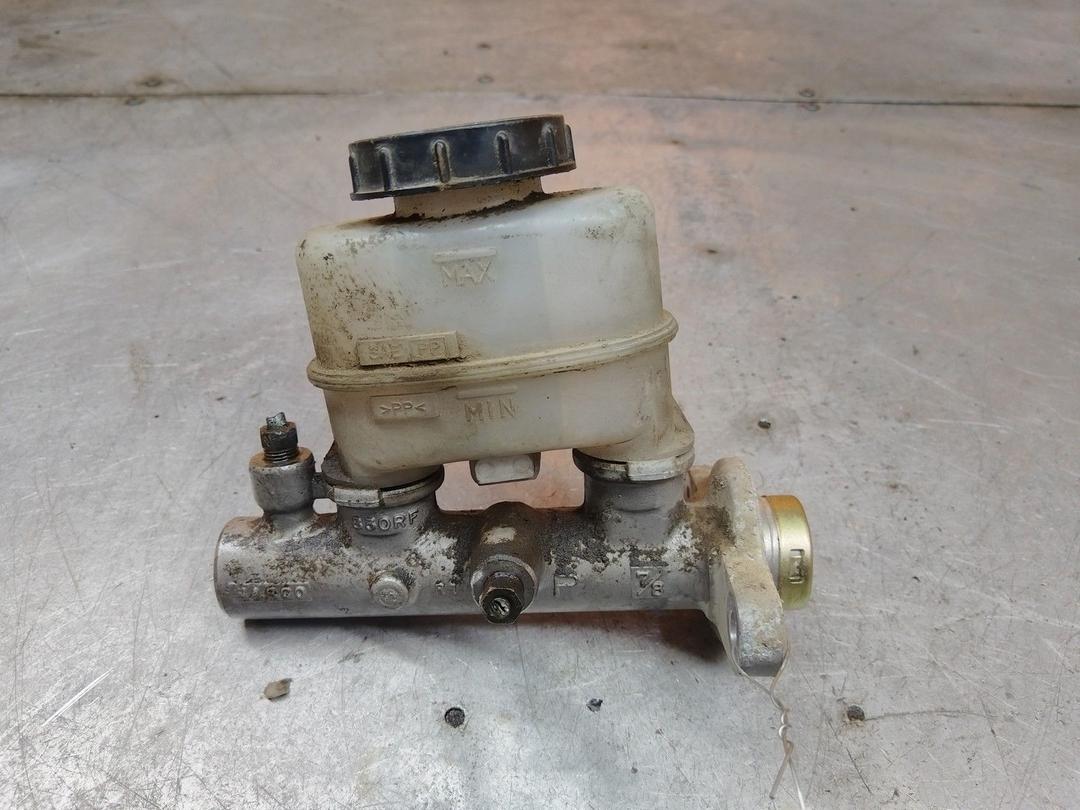 Цилиндр тормозной главный IMZADV Nissan Almera