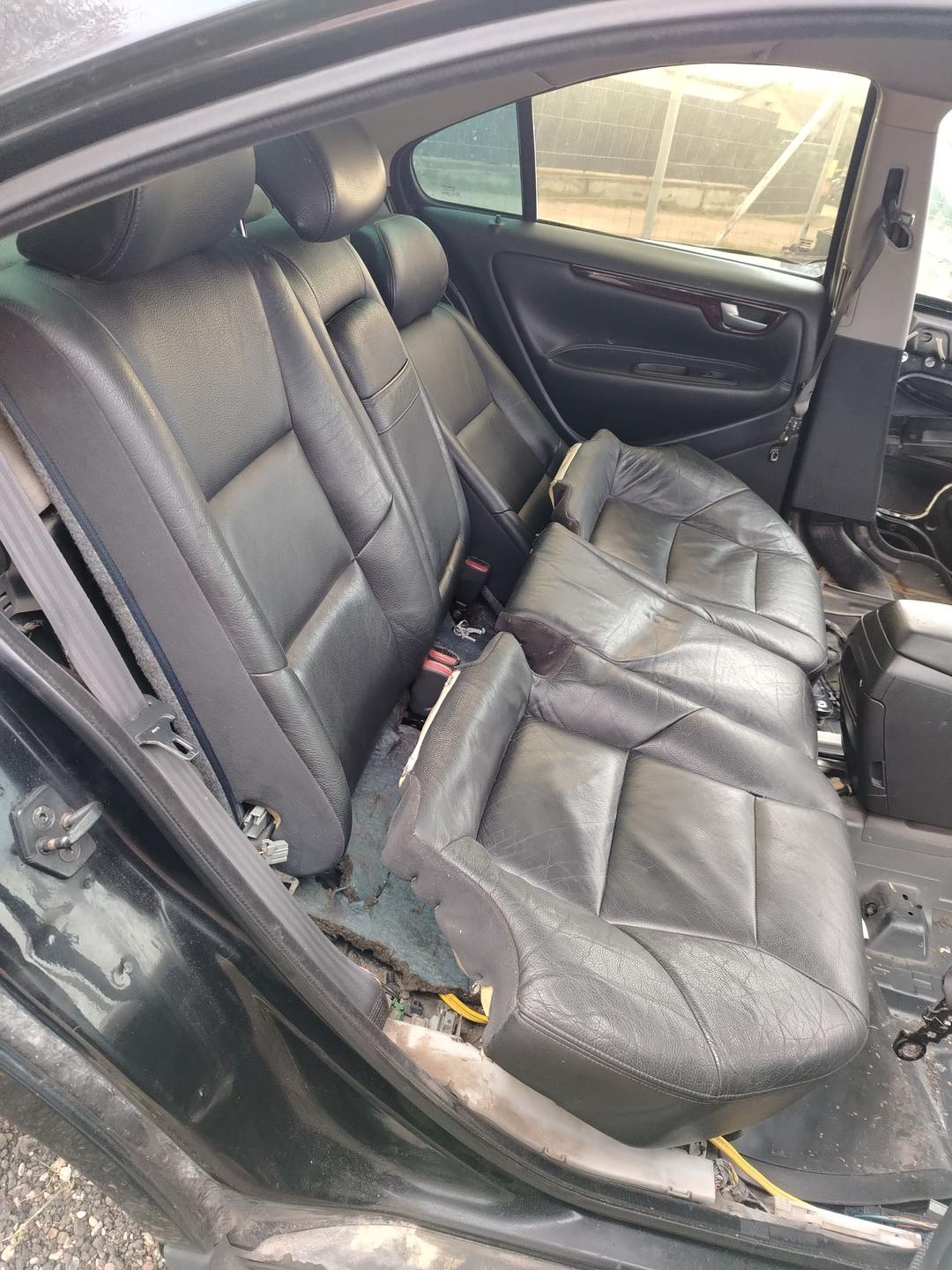 Ремень безопасности задний правый FR6YHO Volvo S60