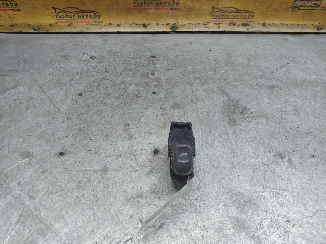 Кнопка стеклоподъемника заднего левого L92WT5 Volvo V70