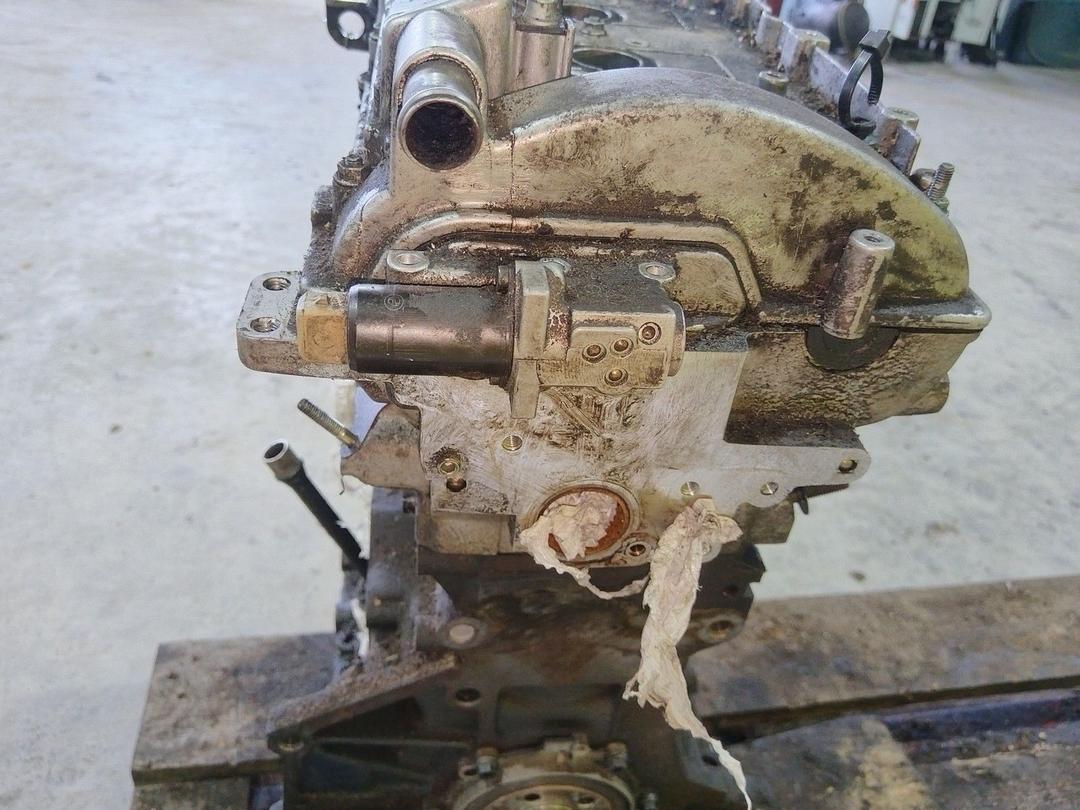 Двигатель YV40SF Volkswagen Passat - Фото 5