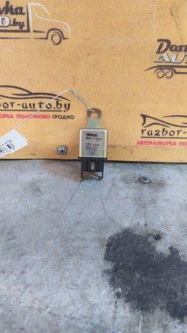 Реле бензонасоса L13BUK Volvo V40 - Фото 1