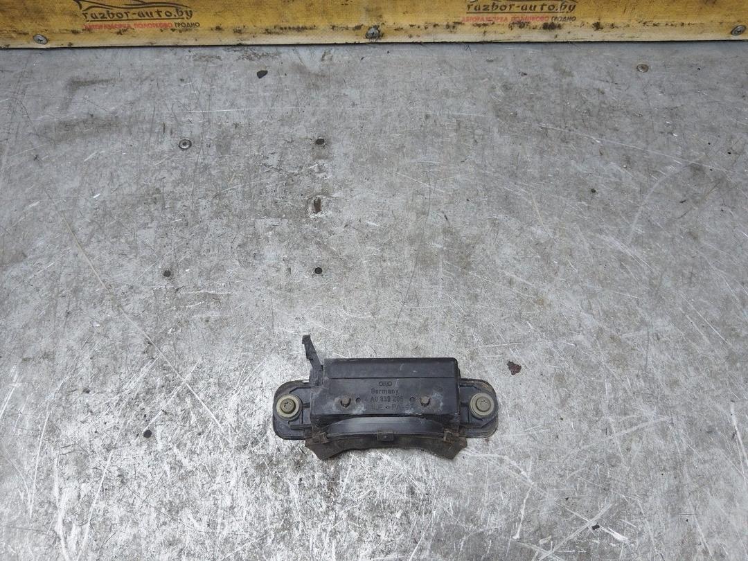 Ручка наружная задняя левая TIEHI3 Audi A8 купить на авторазборке