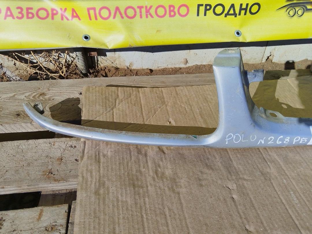 Решетка радиатора DWJ95Y Volkswagen Polo купить