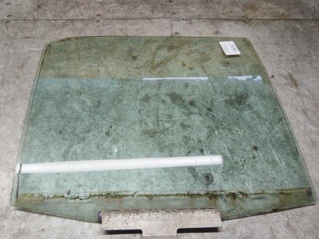 Стекло двери задней правой MDMQ5B Mercedes E W124
