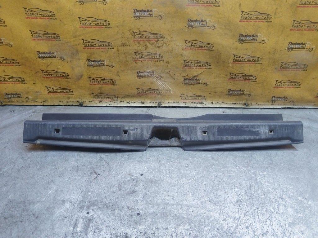 Накладка замка багажника 7LLCS7 Mercedes A W168 - Фото 2