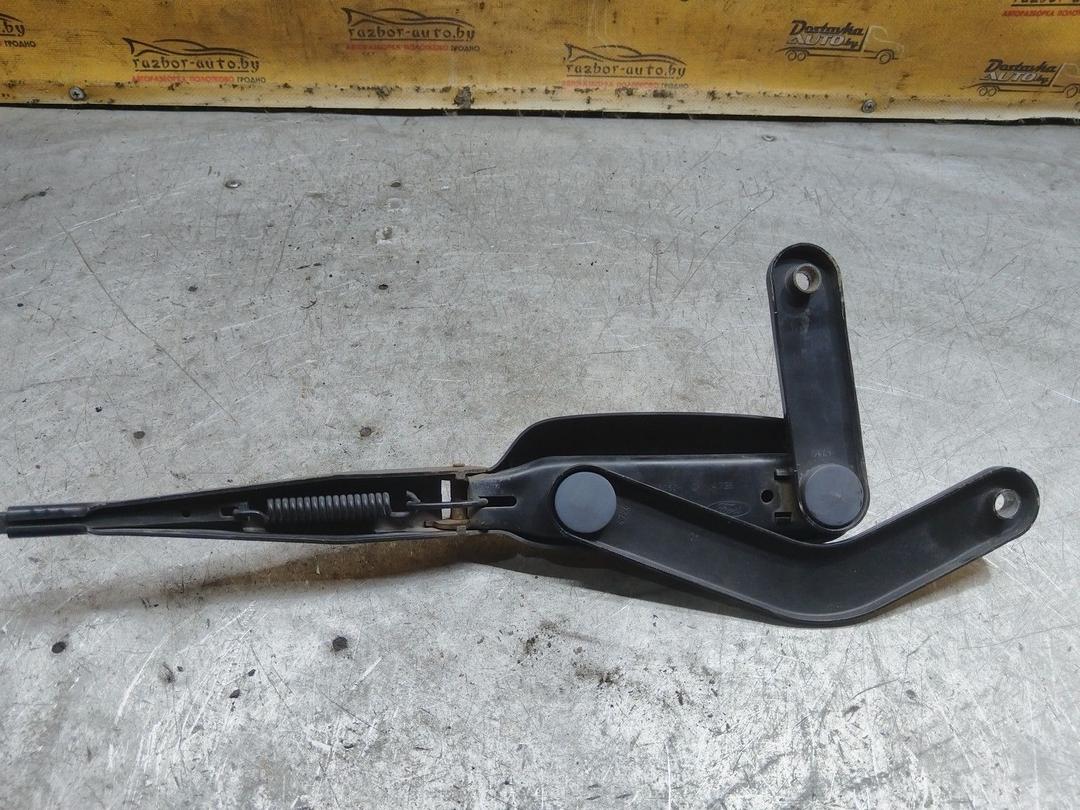 Щеткодержатель (поводок стеклоочистителя, дворник) 3VFQ6E Ford C-Max купить на авторазборке