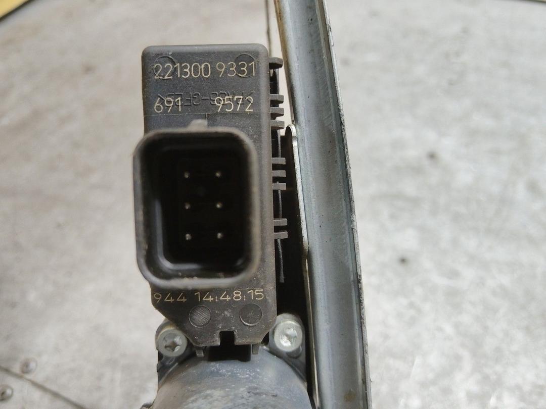 Стеклоподъемник электрический задний левый FCR6QV Opel Astra купить в магазине запчастей бу