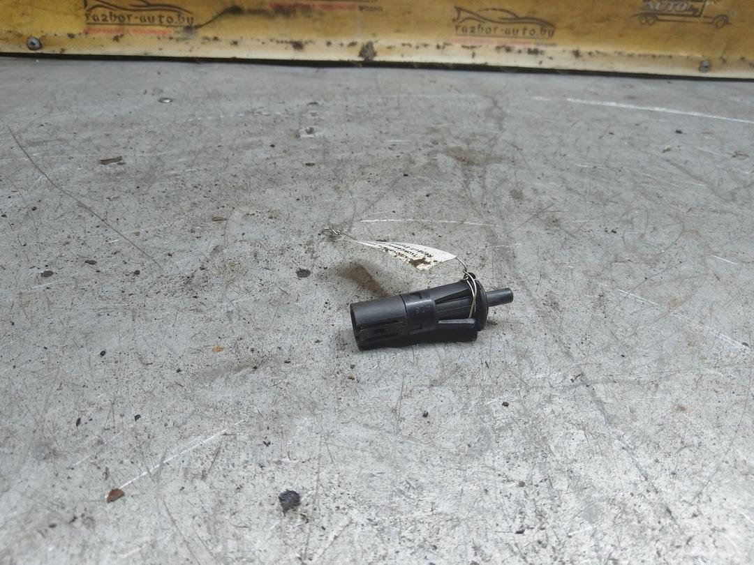 Выключатель концевой (концевик) UGV111 Renault Espace