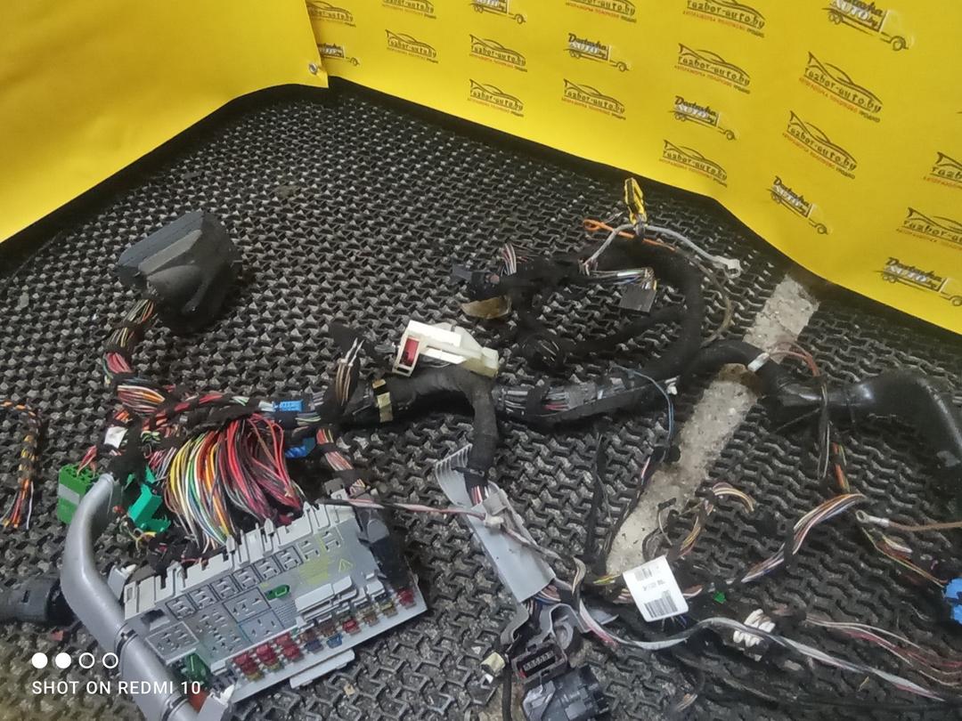 Проводка салона I4P3Y4 Opel Zafira - Фото 8