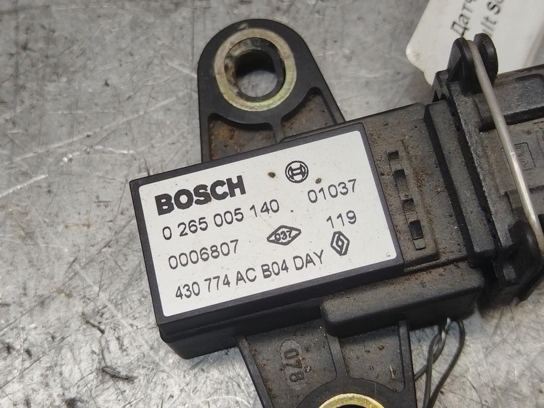 Датчик удара 8J9454 Renault Scenic RX4 купить с доставкой