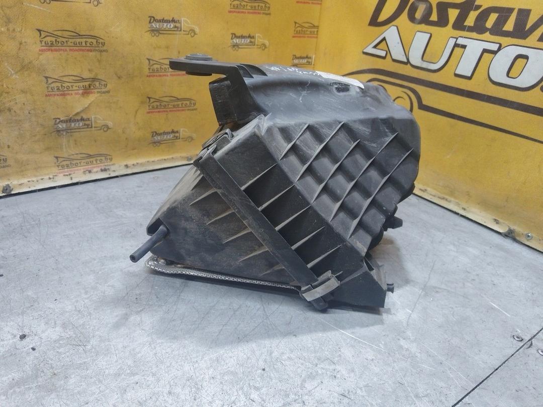 Корпус воздушного фильтра 5H8YGX Volkswagen Passat купить в магазине запчастей бу