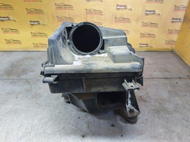 Корпус воздушного фильтра YXTNB4 Volvo V70 - Фото 3